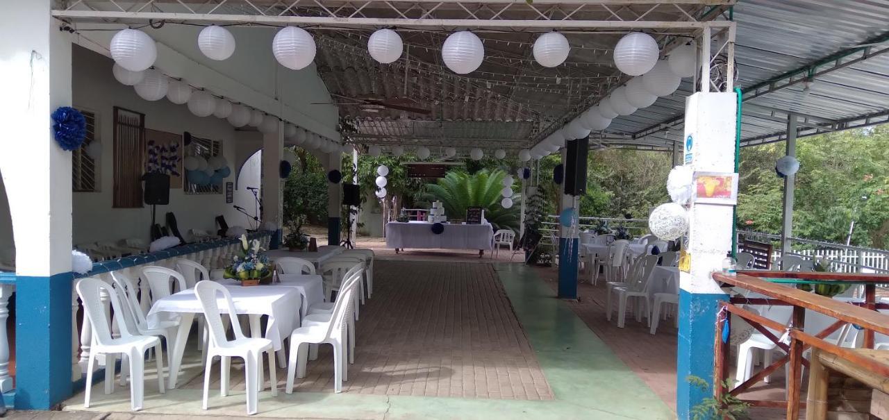 Laureana Campestre Country house Agua de Dios