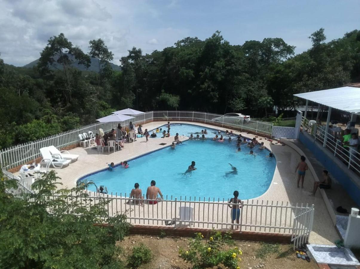 Country house Laureana Campestre *
