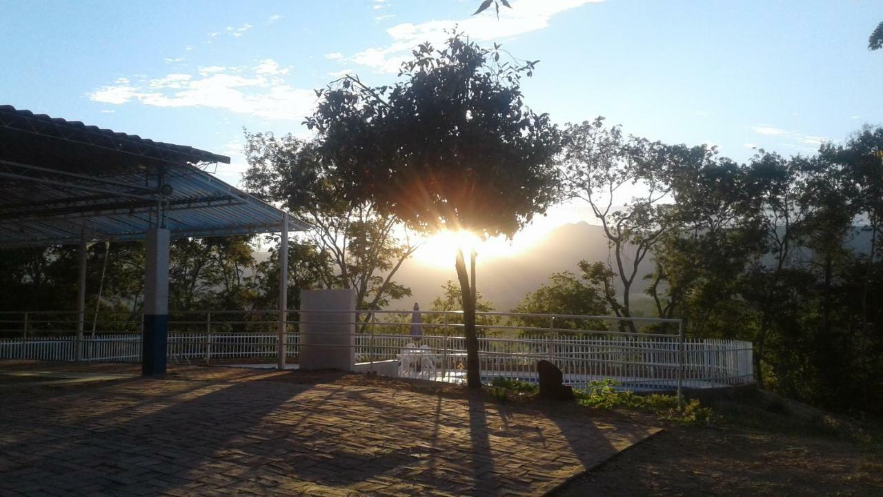 Laureana Campestre * Agua de Dios